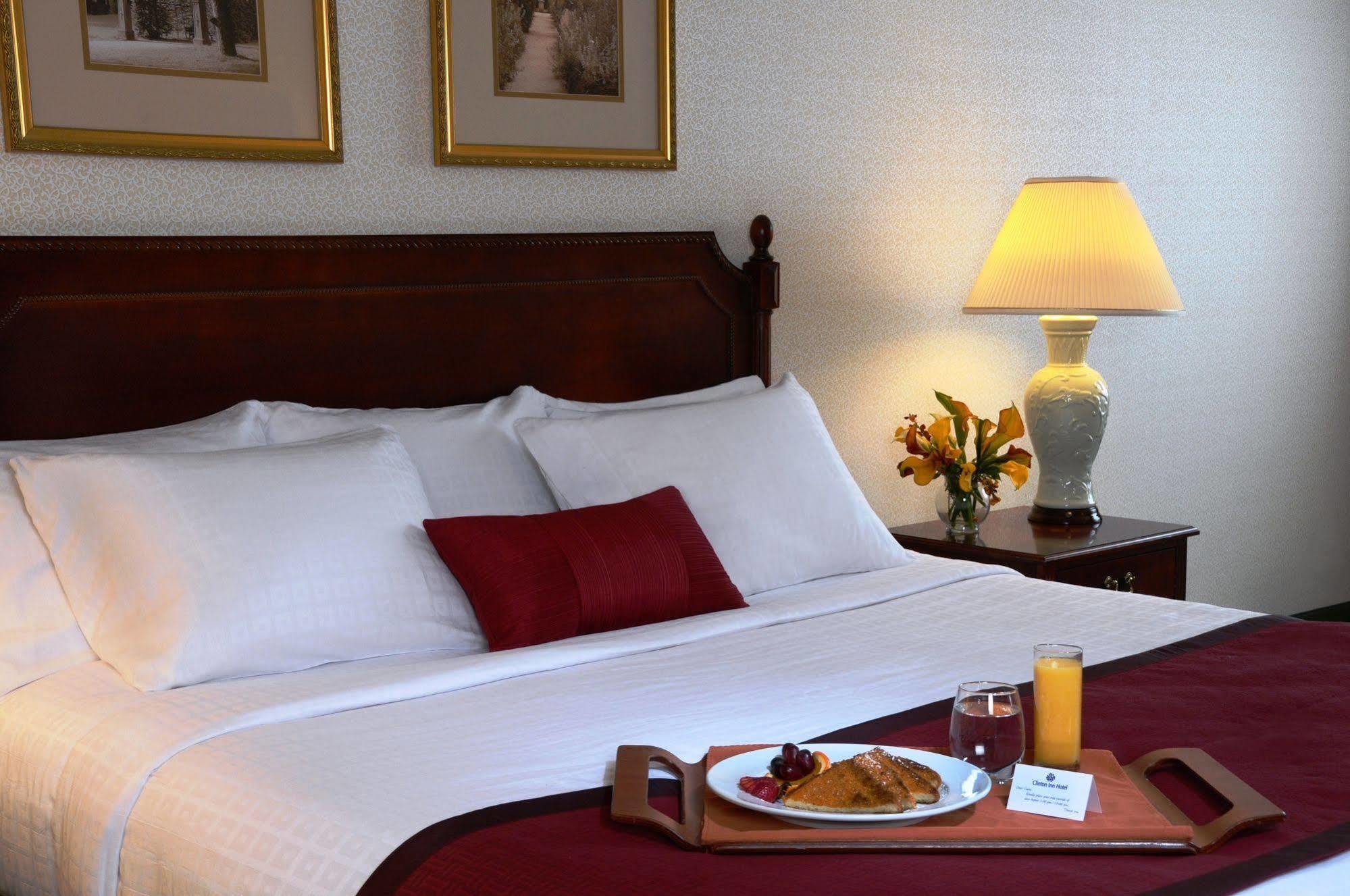 Clinton Inn Hotel Tenafly Extérieur photo
